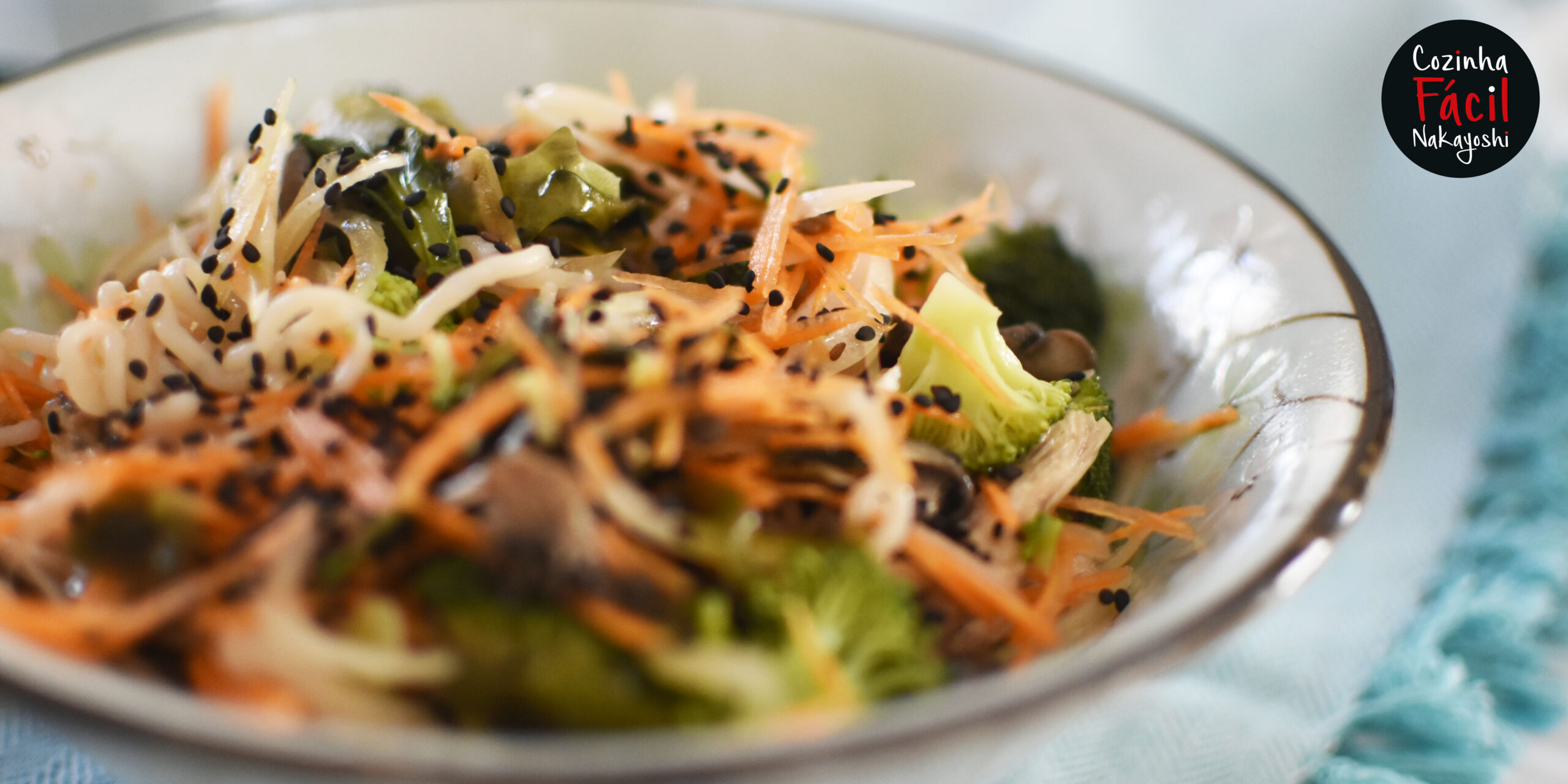 Salada morna de Tofu Noodles | Cozinha Fácil Nakayoshi #47